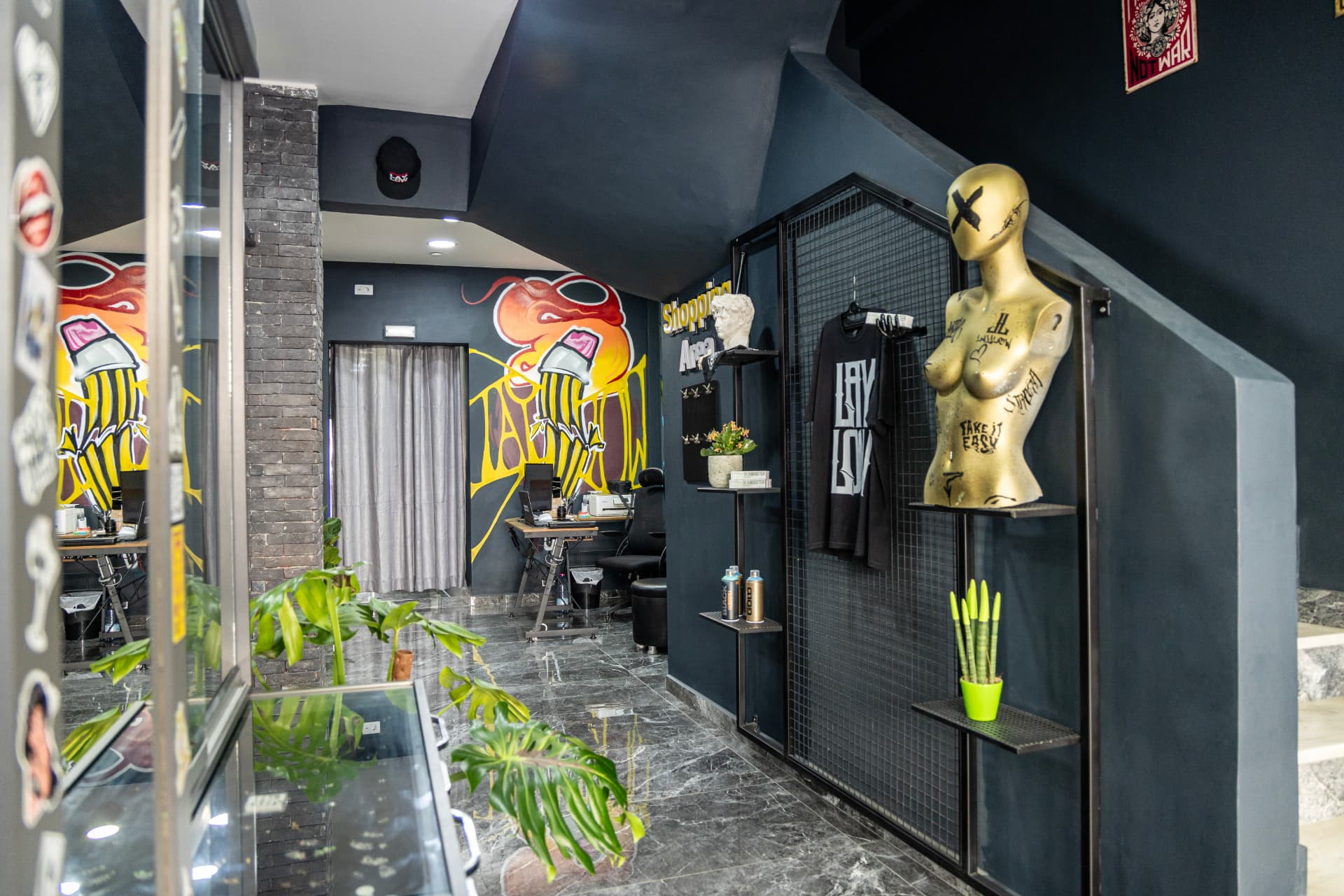 LayLow Tattoo studio