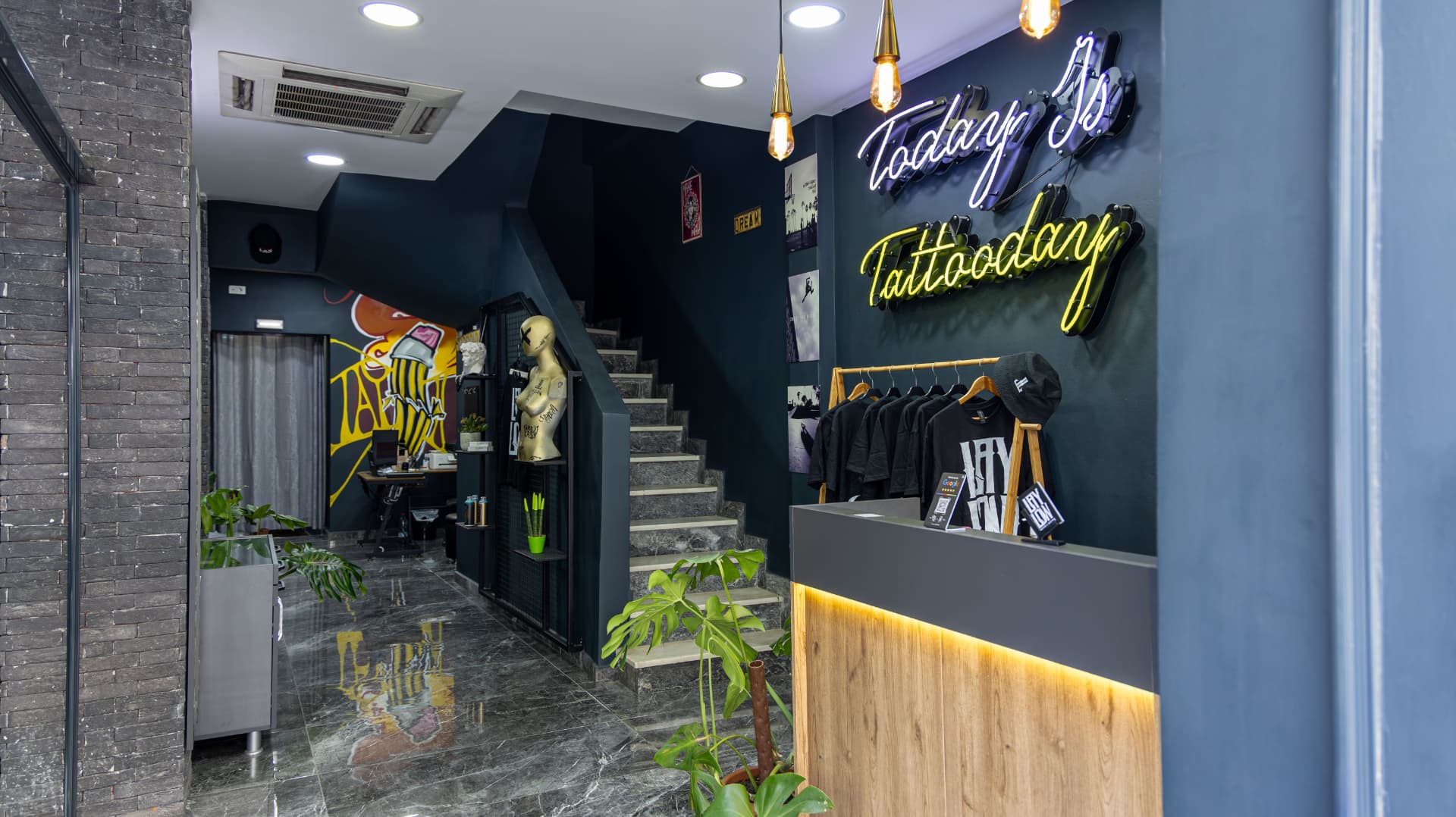 LayLow Tattoo studio
